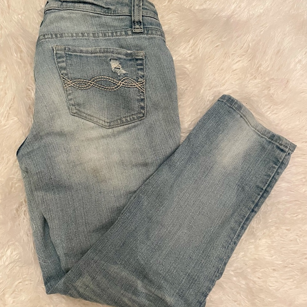 Jeans ๐ - Picture 11 of 16